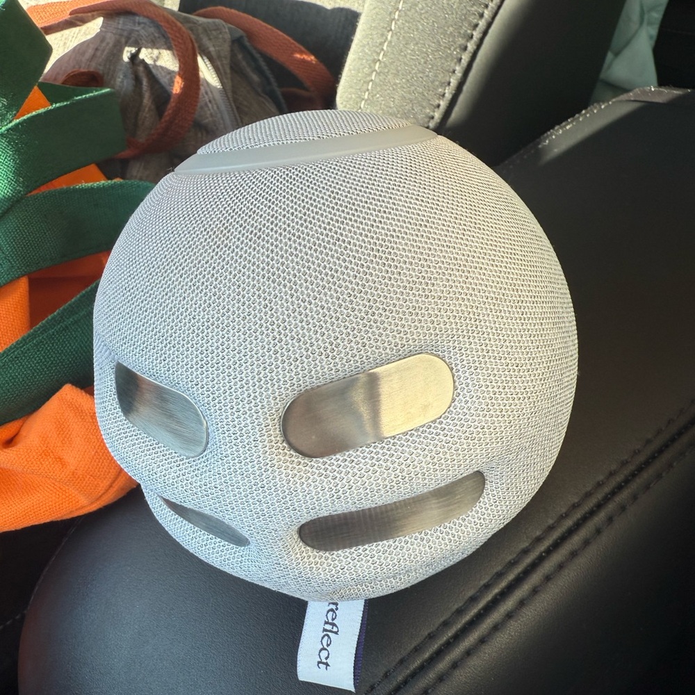 Reflect device for meditation and calming